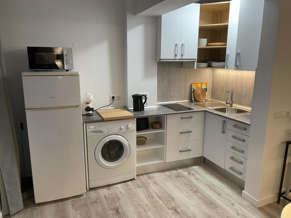 Apartamento C Y L Τορρεμολίνος Εξωτερικό φωτογραφία