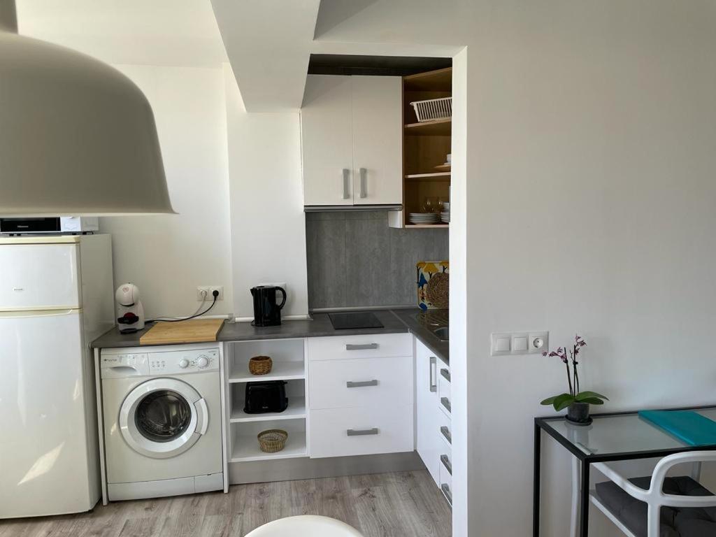 Apartamento C Y L Τορρεμολίνος Εξωτερικό φωτογραφία